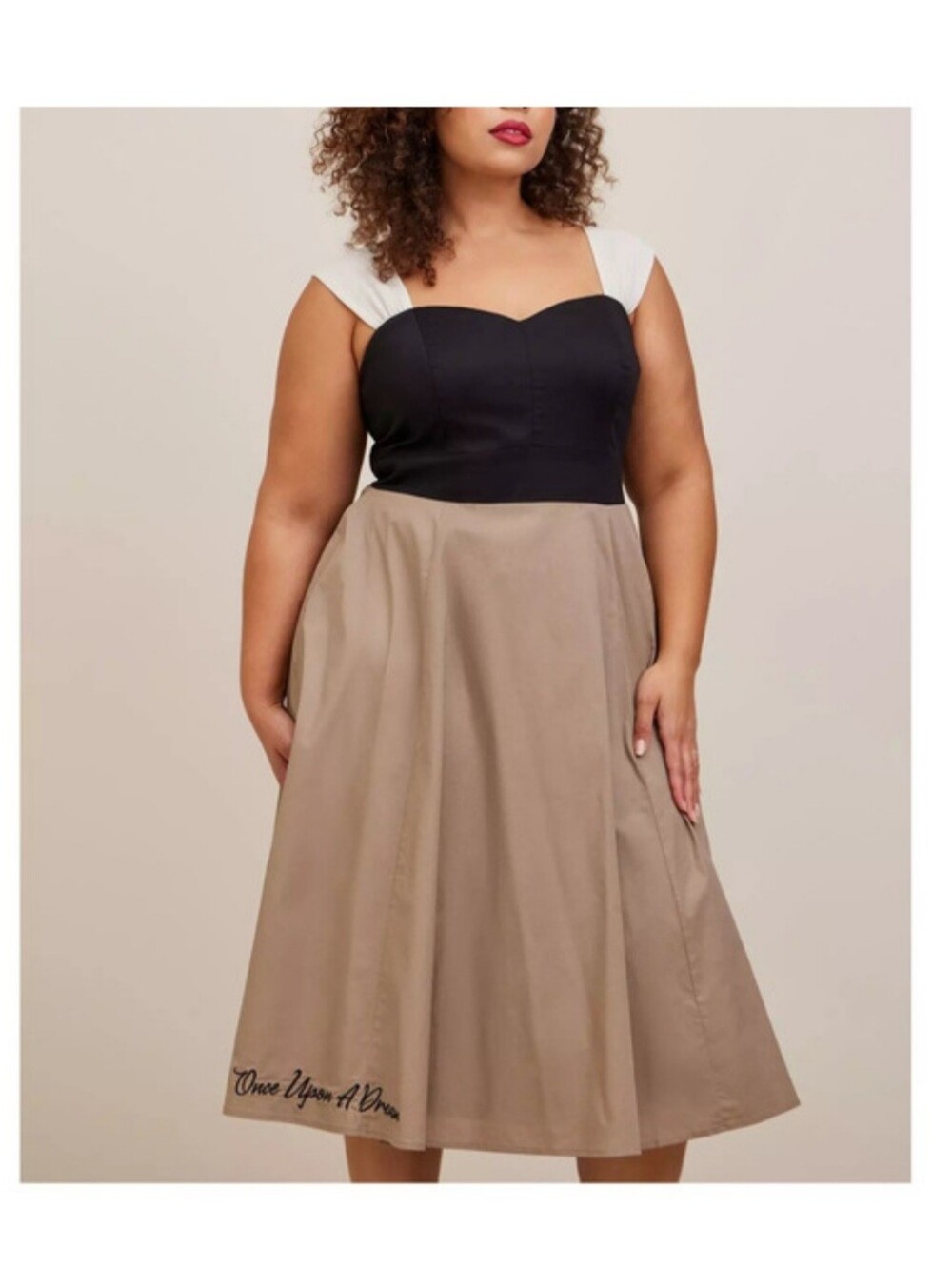 New Torrid Disney Two-Tone Midi Once Upon A Dream Sleeping Beauty Dress, 2X